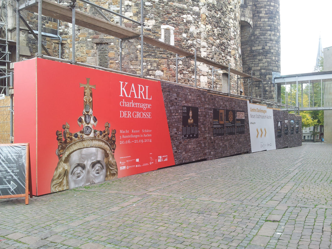 Bauzaunverkleidung Aachener Dom / Bewerbung neues Stadtmuseum