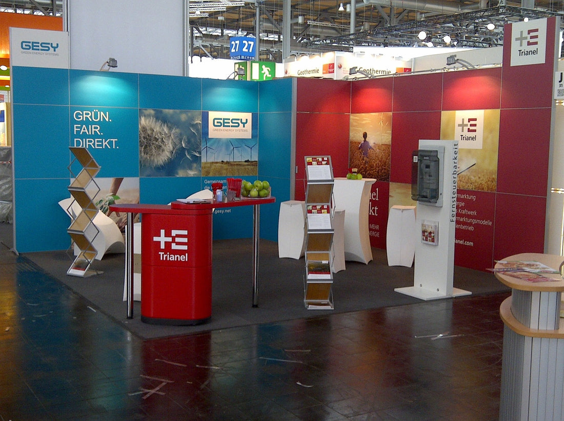 Messestand aus Rahmensystem zum Selbstaufbau